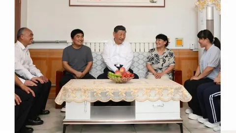 小米电竞新品发布会，定制游戏本亮相